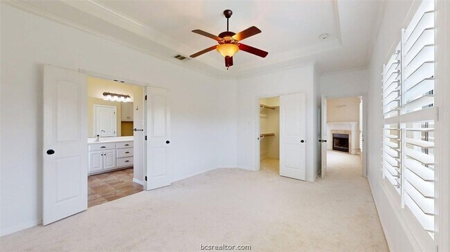 Building Photo - 3900 Latinne Ln
