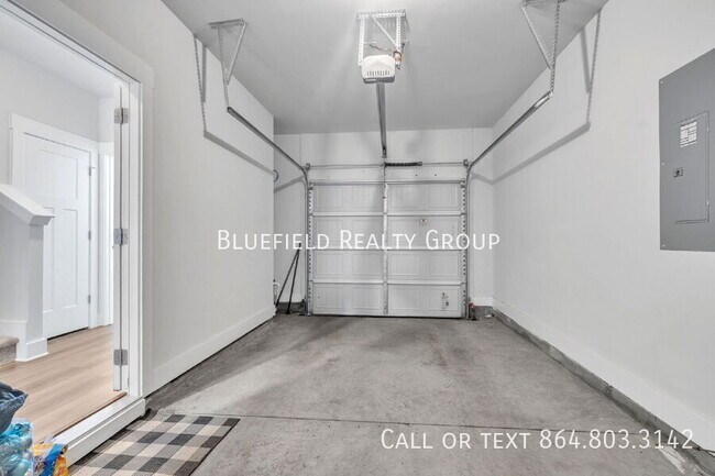 Building Photo - 516 Ml Pk Wy