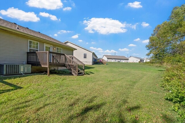 Building Photo - 105 Solid Rock Ct