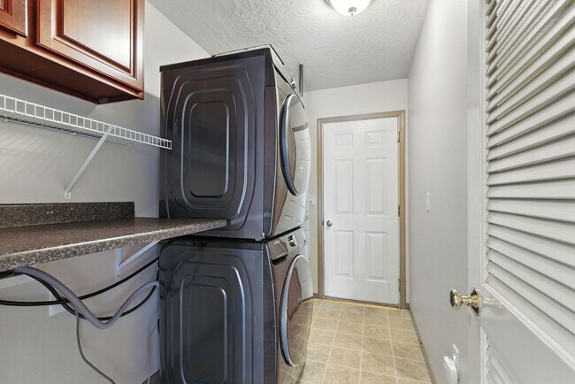 Building Photo - Charming 3 Bedroom Spokane Valley Home – Available Now!