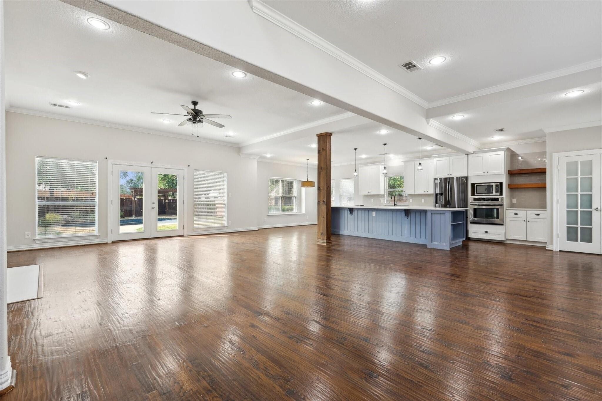 Building Photo - 6043 Fieldstone Dr