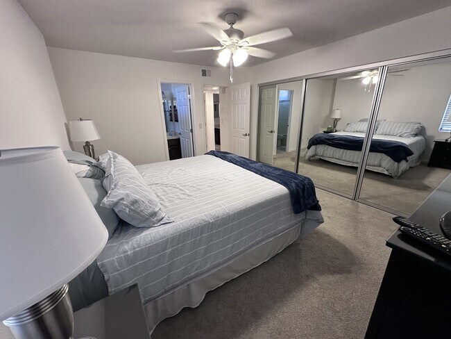 Building Photo - 441 Moser Ave