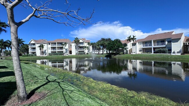 Building Photo - Coastal Living at Its Finest – Stylish 2BR...