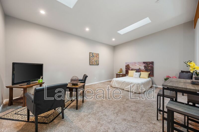 Building Photo - 23726 Pondview Pl