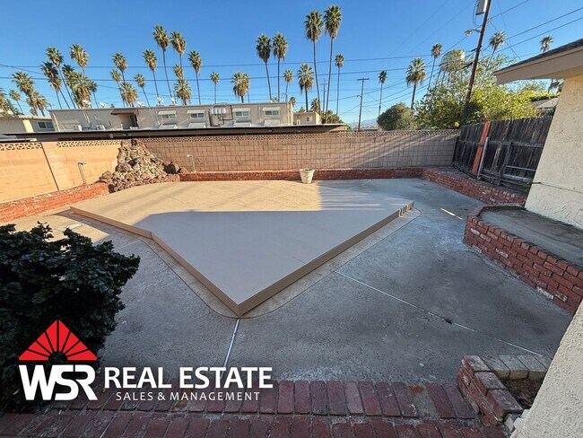 Building Photo - 3621-3621 Wilbur St