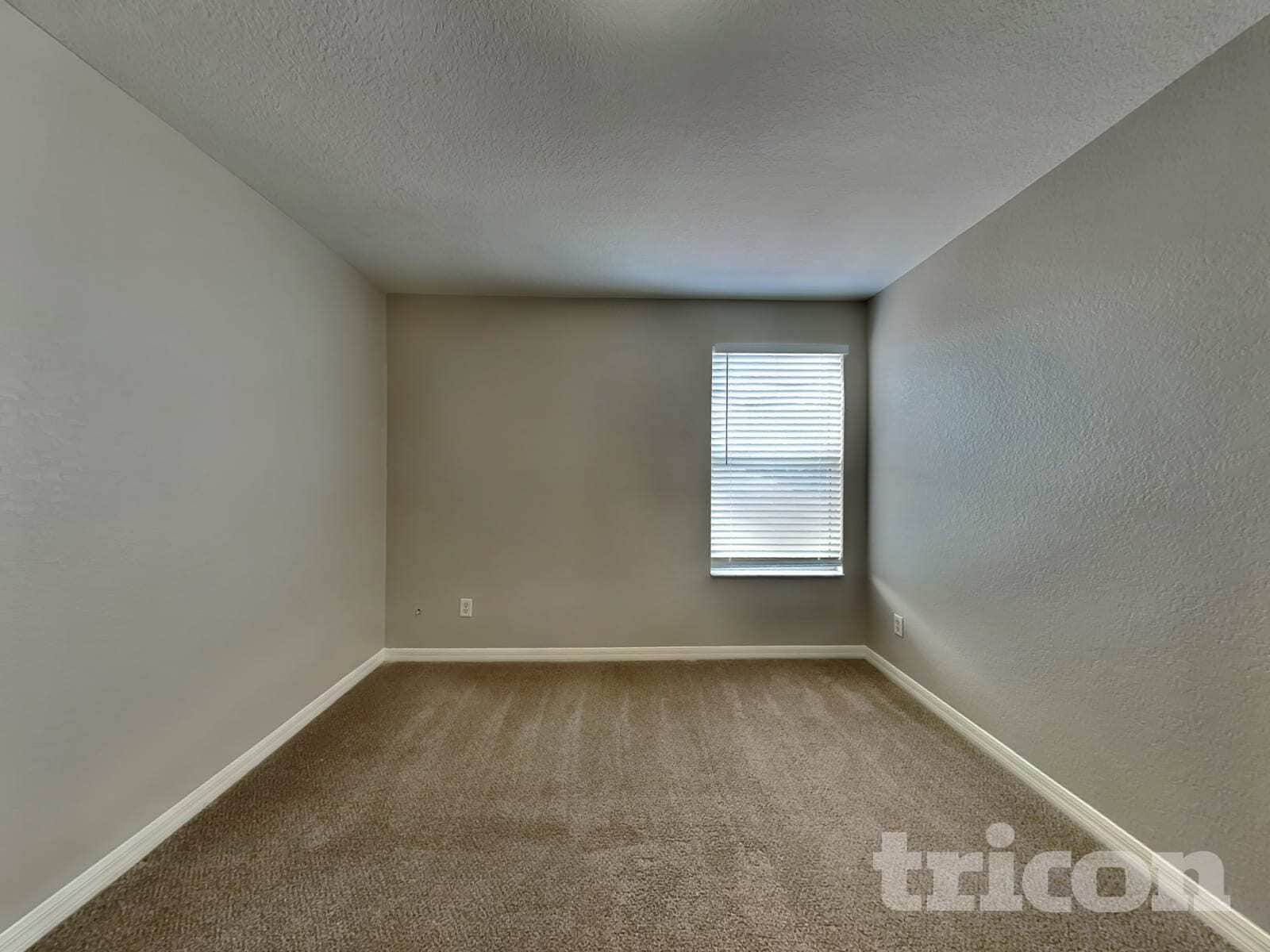 Building Photo - 243 Tower View Dr W