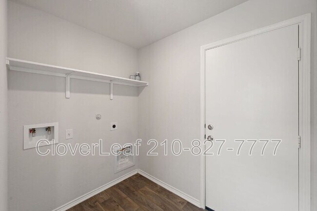 Building Photo - 13927 Borolanite Dr