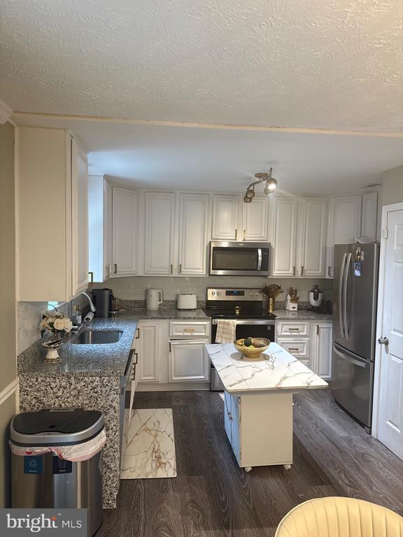 Building Photo - 7740 Wolford Way