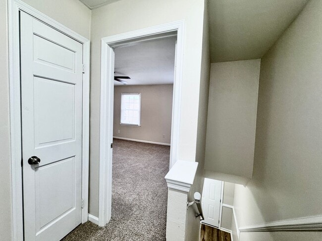 Building Photo - READY NOW!! Completely Updated 3-Bedroom Townhome in Kempsville Lake! Fenced Backyard - Pet Frien...