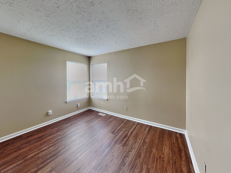 Building Photo - 6055 Polonius Ct