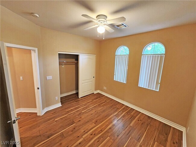 Building Photo - 5561 Carrara Pointe St