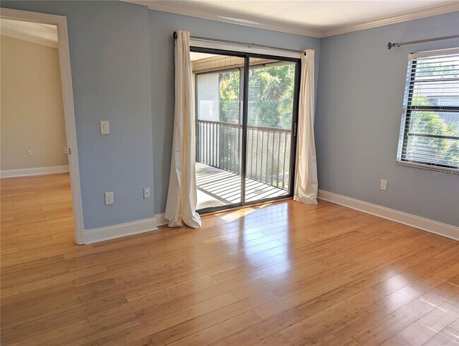 Building Photo - 5657 Summerside Ln