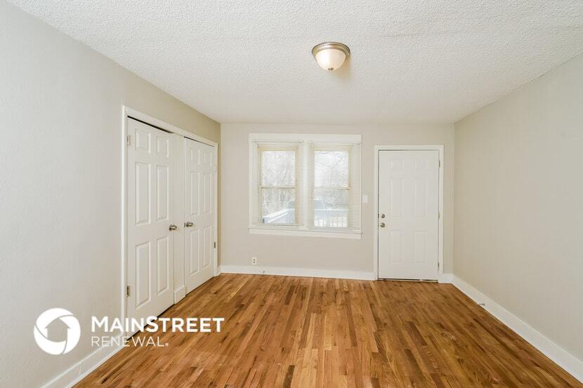Building Photo - 409 S 39th St