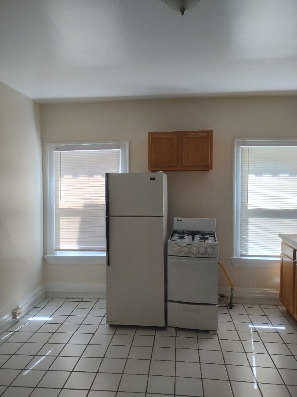 Building Photo - 3521 Clifton Ave