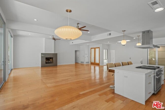 Building Photo - 4207 Michelangelo Ave
