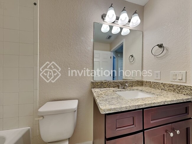 Building Photo - 518 Stephenson Ave