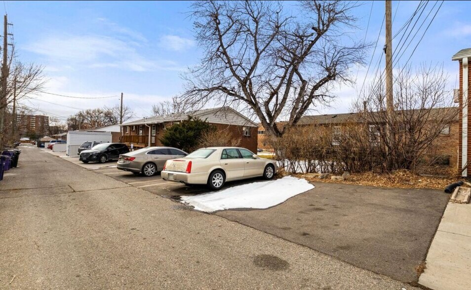 Building Photo - 1410 S Ash St