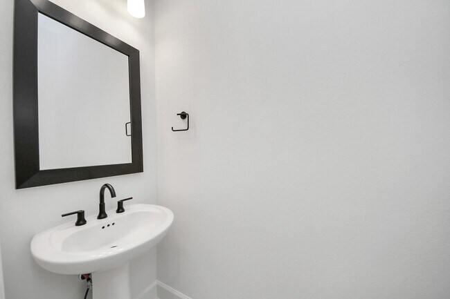 Building Photo - 8706 Incandesce Rise Dr