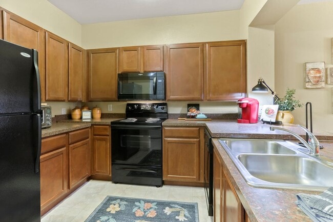 Building Photo - Corporate Furnished Rental