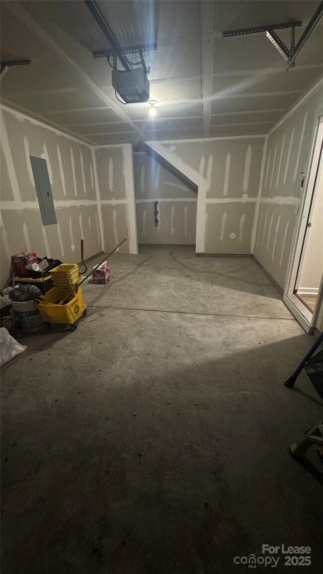 Building Photo - 4116 Lurelin Ln