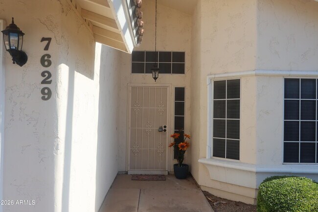 Building Photo - 7629 W Kristal Way