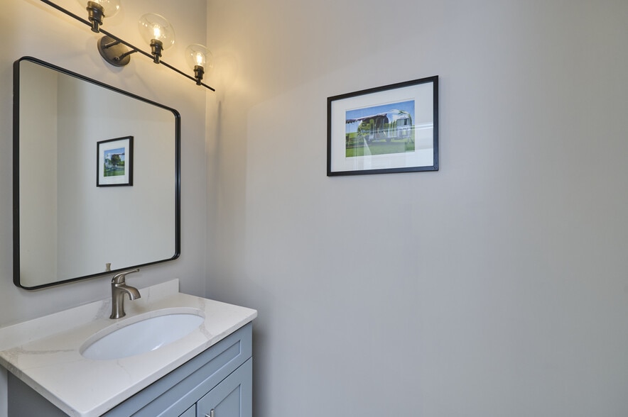 Building Photo - 25 Bellevue Ave