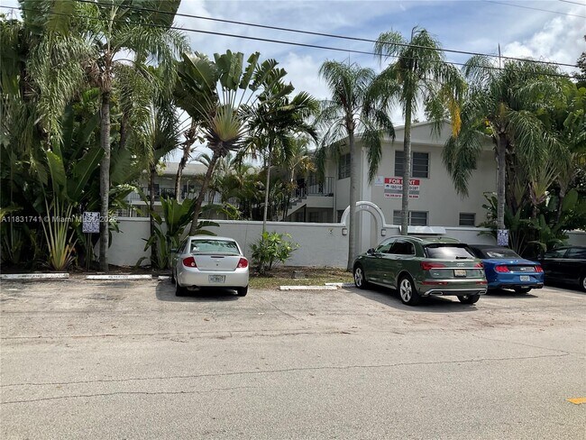 Primary Photo - 510 SE 9th St