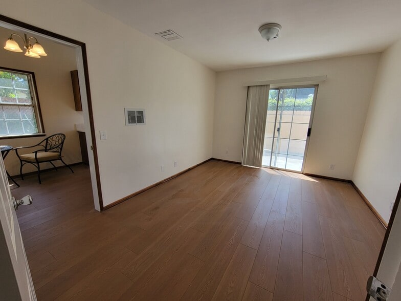 Building Photo - 7247 Allott Ave