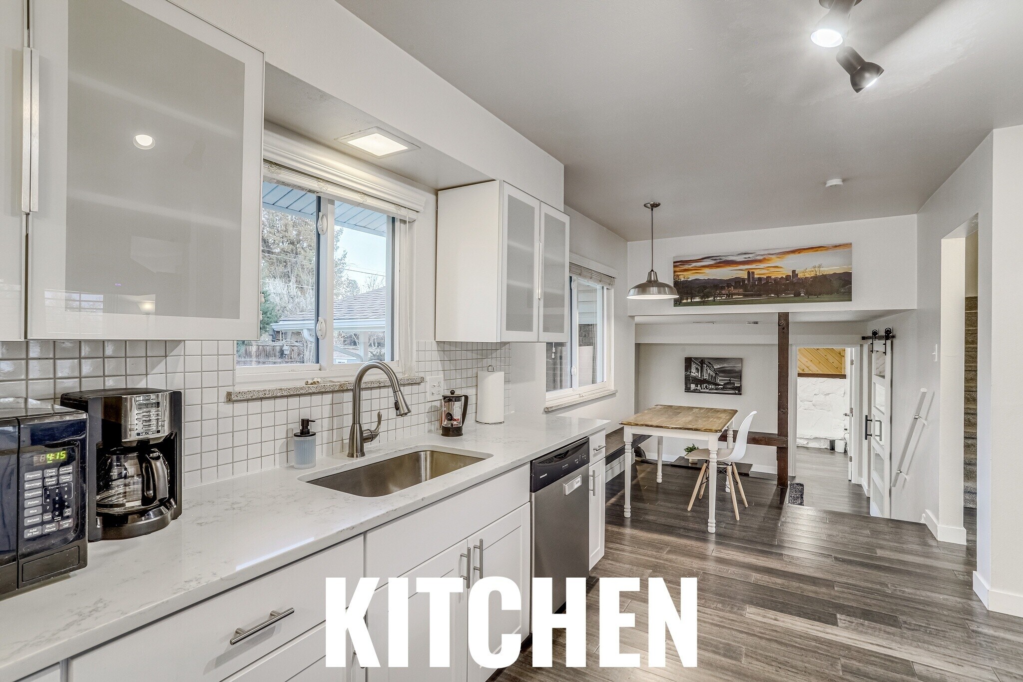 Building Photo - 2860 S Golden Way