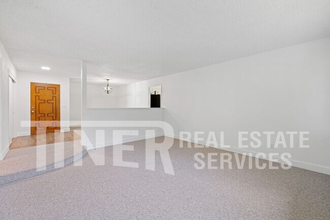 Building Photo - 6406 Winding Way