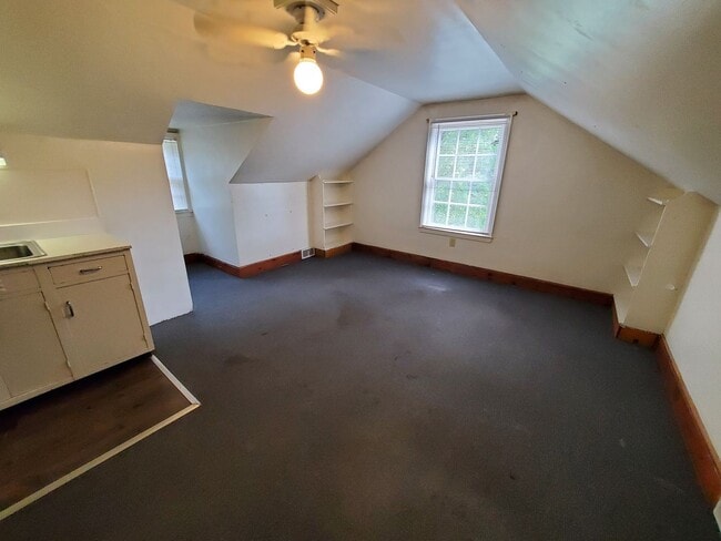 Building Photo - 277 Woodland Dr