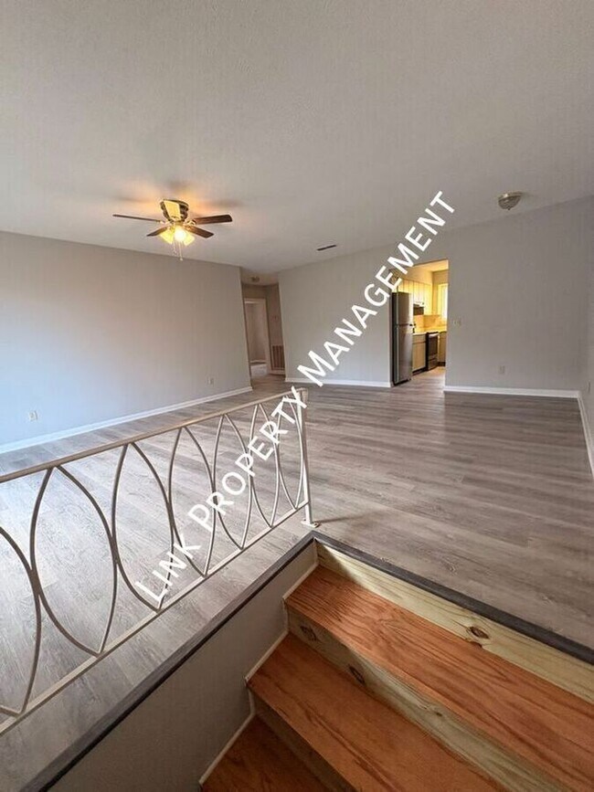 Building Photo - 3403 Gail Dr