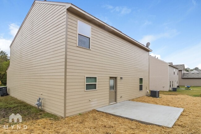 Building Photo - 376 Scotland Dr
