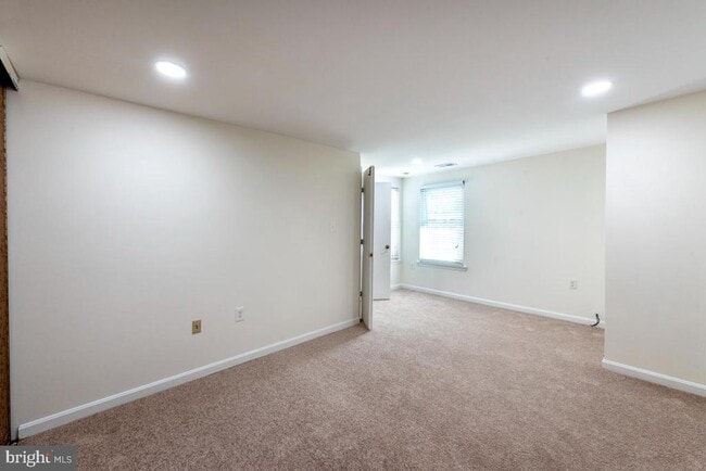 Building Photo - 4356 Pembrook Village Dr