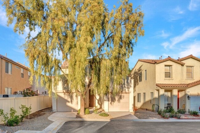 Building Photo - WONDERFUL 3 BEDROOM HOME AT END OF CUL-DE-...