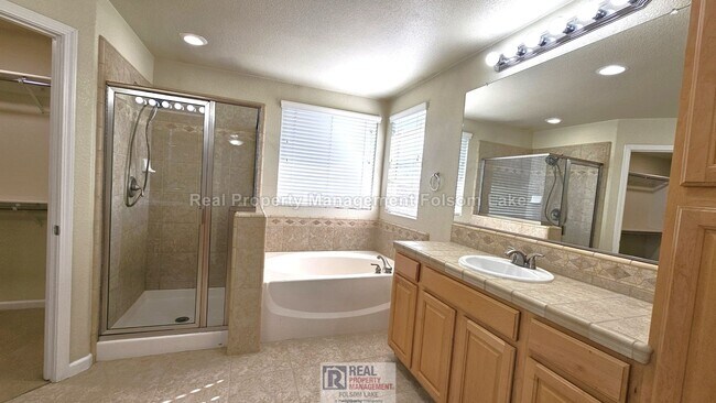 Building Photo - 4446 Menaggio Way