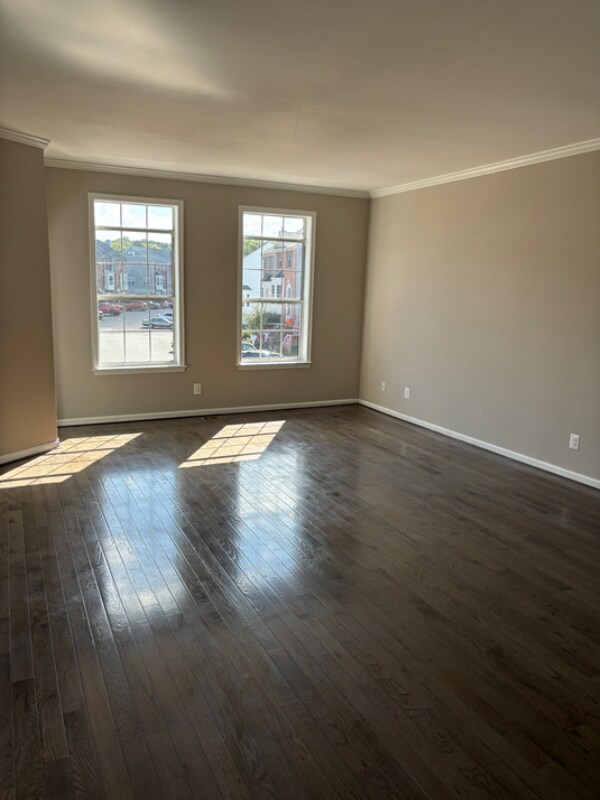 Building Photo - 108 Dundee Pl