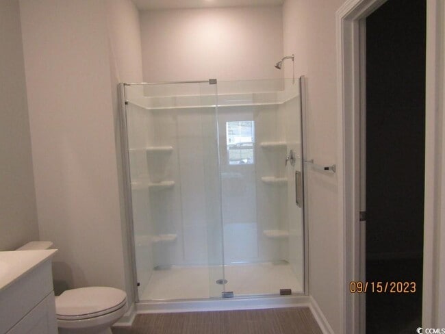 Building Photo - 905 Vernal Pl