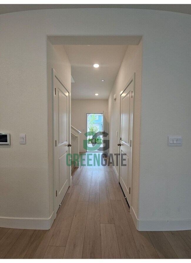 Building Photo - 3 Bedroom 2.5 Bath New Build in Lathrop! AVAILABLE NOW!!