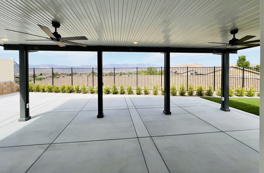 Building Photo - 45123 Quicksilver Rd