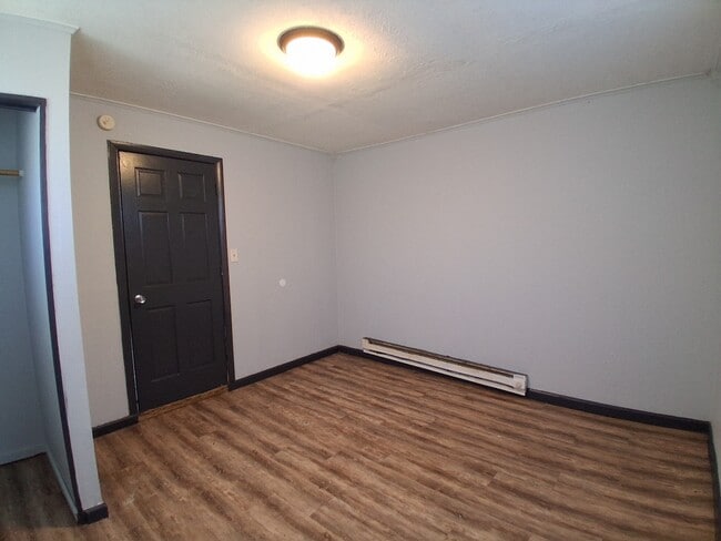 Building Photo - 1112 Glenwood Dr