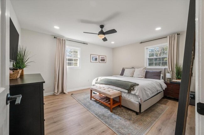 Building Photo - 537 Braxton Ave