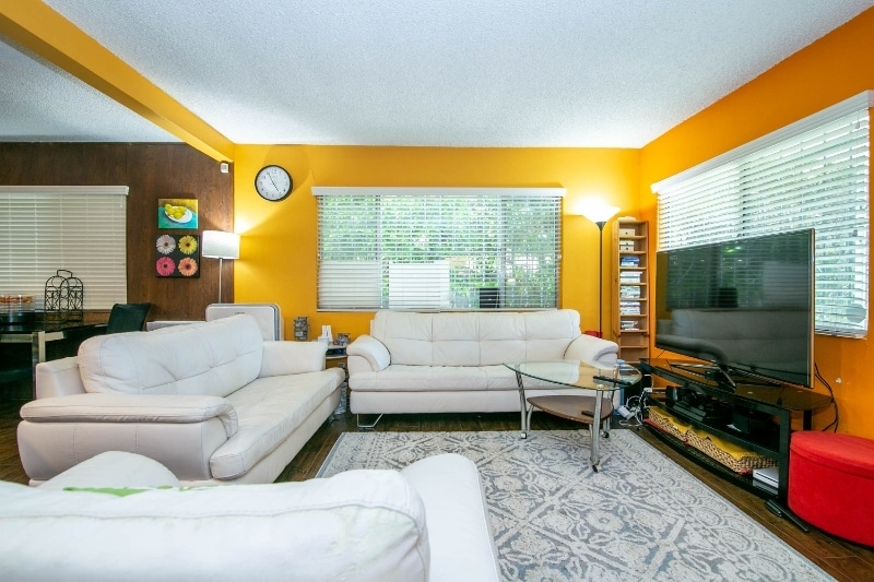 Building Photo - 446 S St Andrews Pl