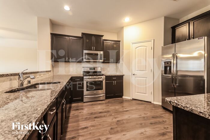 Building Photo - 1217 Lake Worth Trl