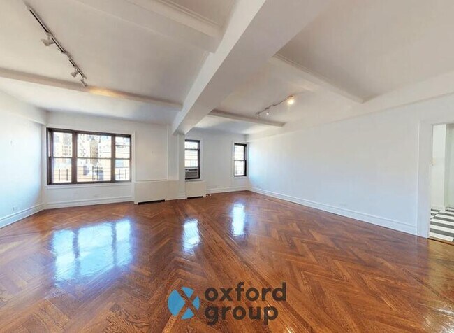 Building Photo - East 77th Street