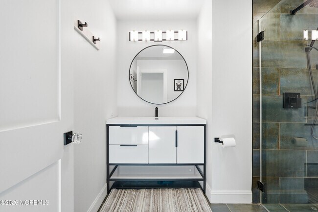 Building Photo - 8 Jackson Ct