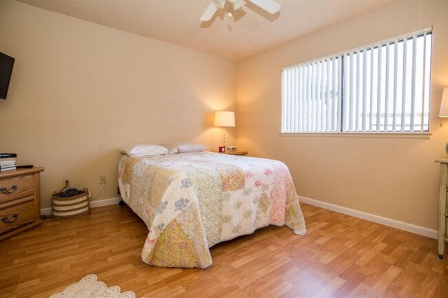 Building Photo - Southwest Woodland Home For Rent