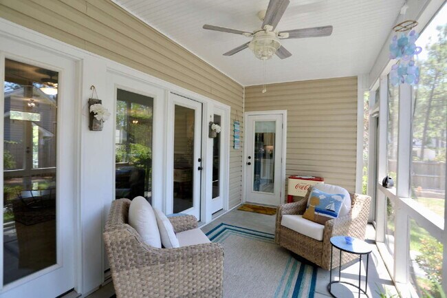 Building Photo - “Stunning 4-Bedroom Retreat with Granite Elegance at 2 River Drive, Pinehurst"