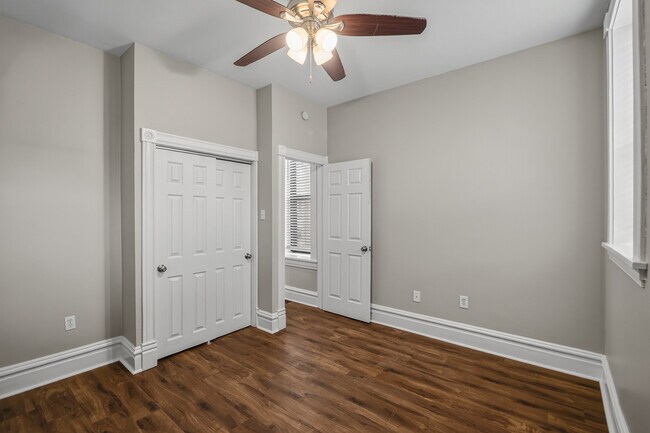 Building Photo - 1017 Ann Ave