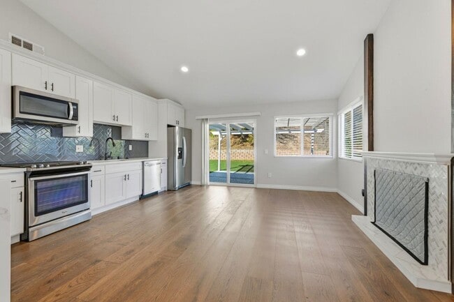 Building Photo - 17212 Matinal Rd